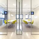 T-connection single glass partitions wall with two doors