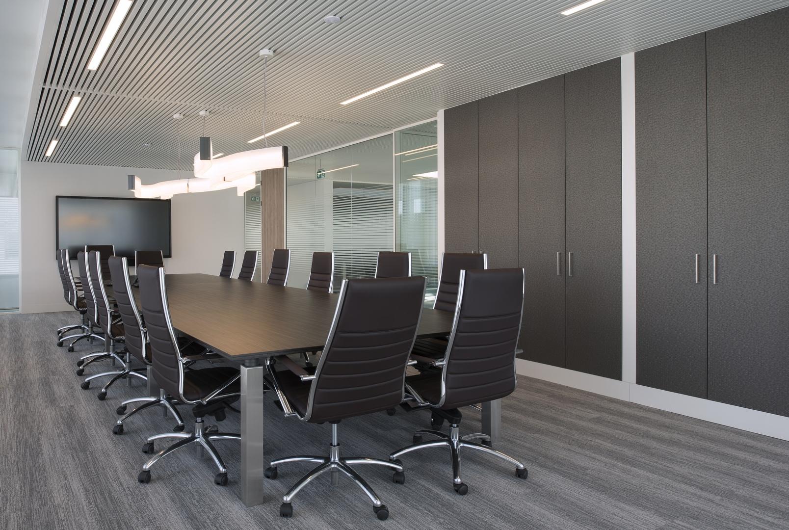 Boardroom with single and double glass walls