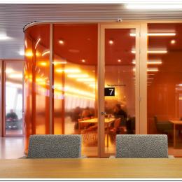 Meeting rooms with glass partition walls