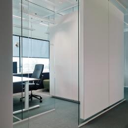 iQ Mute sound absorbing  panels glued ont a glass wall to absorb the sound